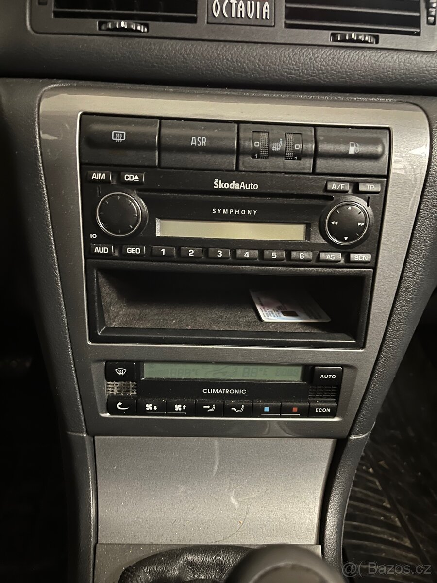 Škoda Octavia 1.6 MPI 75kw - 5
