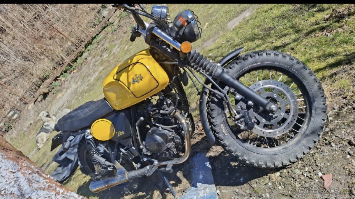 Motocykl Tempest scrambler