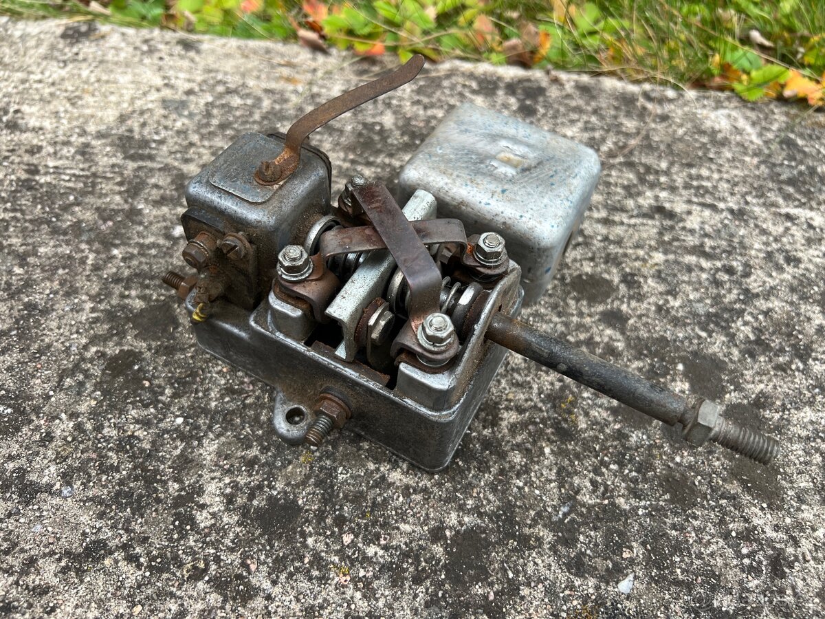 Křížový přepínač ČZ Rikša / Velorex - 5