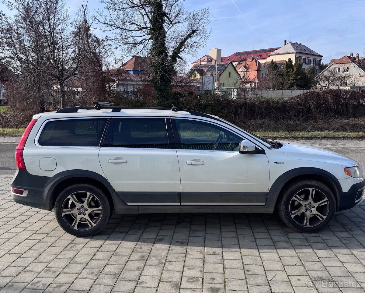 PRODÁM VOLVO XC70 - 5