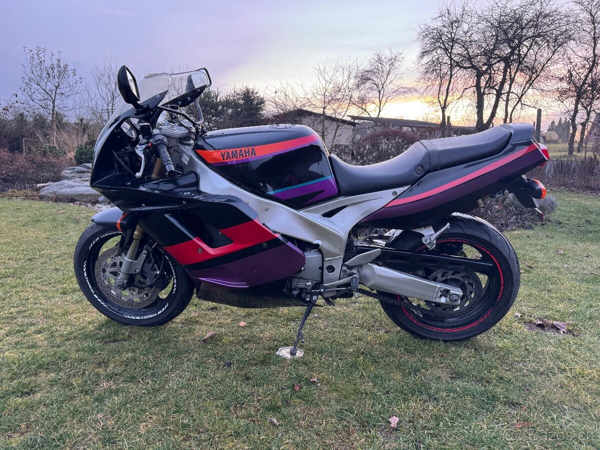 Yamaha FZR 1000, 1995, poslední model - 5