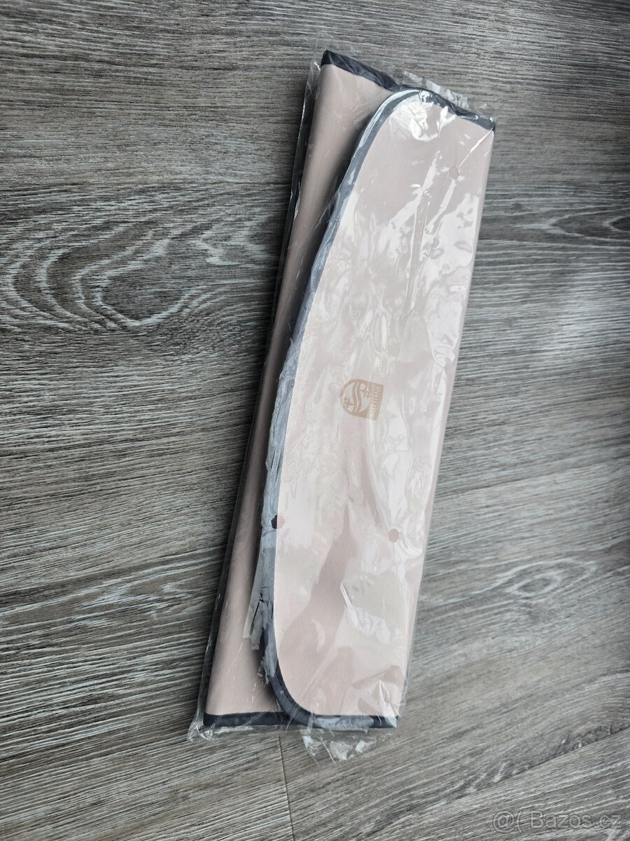 Digitální žehlička na vlasy Plum Slim | Labor Pro - 5