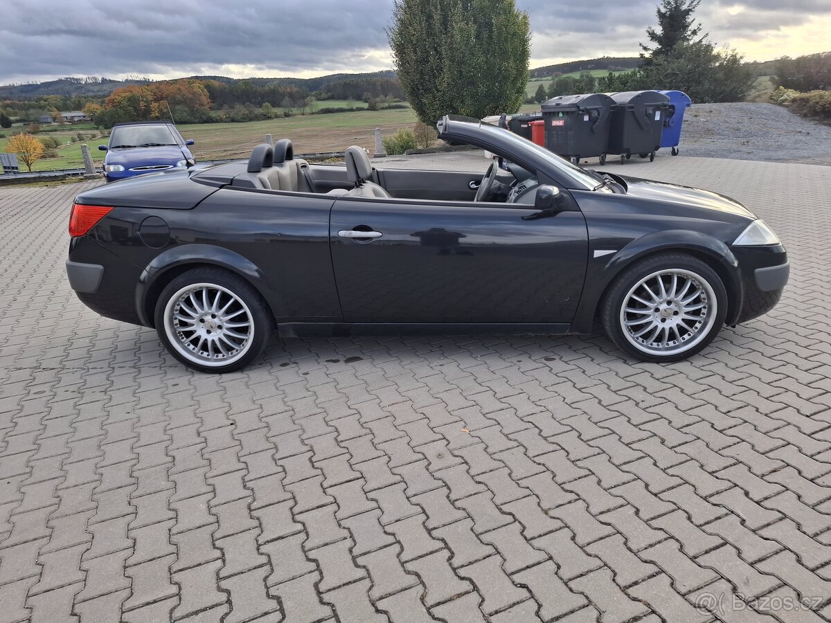 RENAULT MEGANE II KABRIO 2.0i - 5