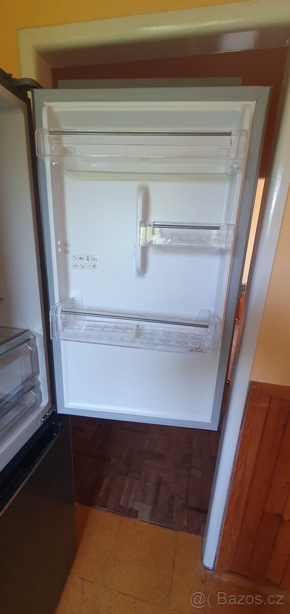 Kombinovaná lednice s mrazákem ETA - 5