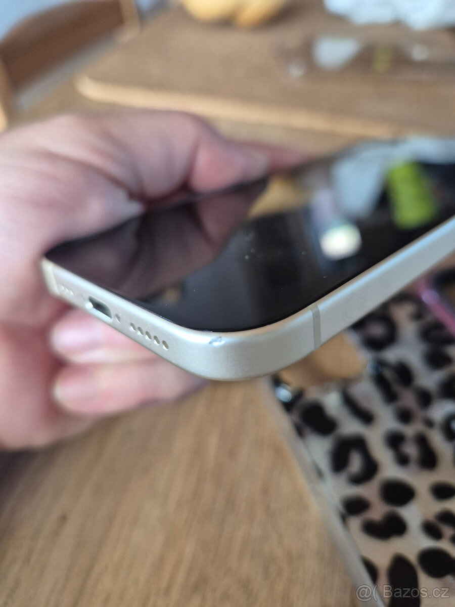 iPhone 15 128 GB - 5