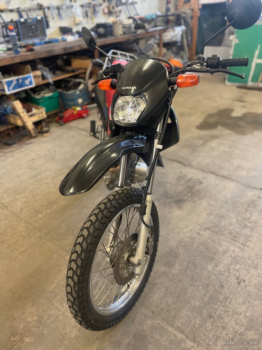 Honda XR125l - 5