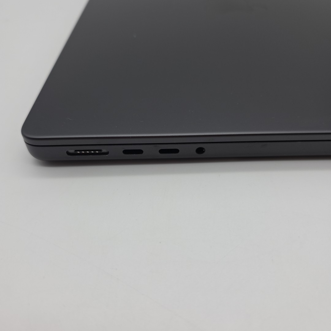 Apple MacBook 14" M3 MAX 36GB RAM, 1TB Disk - 5