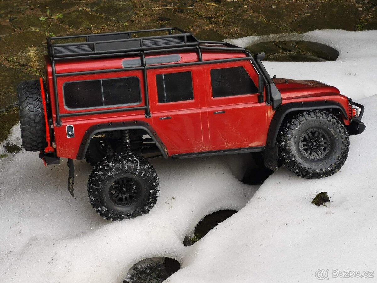RC auto Traxxas TRX-4 Land Rover Defender 1:10 RTR - 5