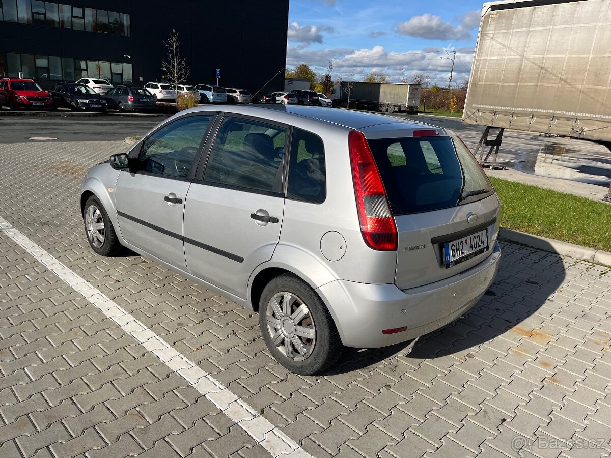 Ford Fiesta 1.3 / 51 kW benzín, r.v. 2004 - 5