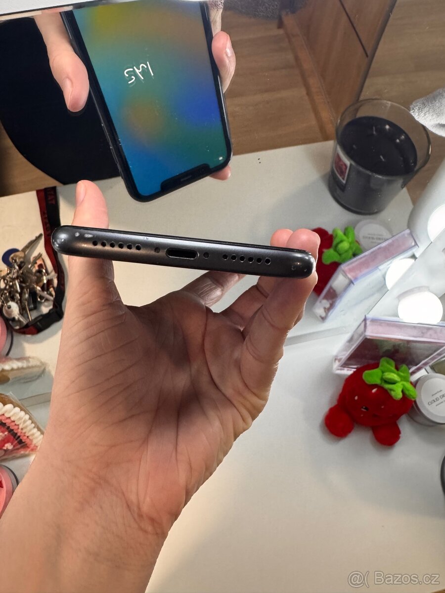 Iphone 11 64 bg černý - možné snížení ceny - 5