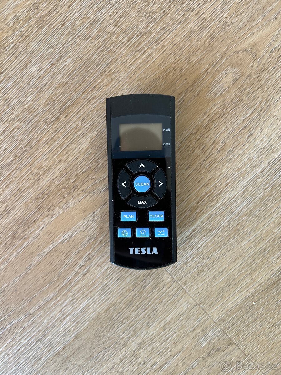 Tesla Roboticky vysavač T60 - 5