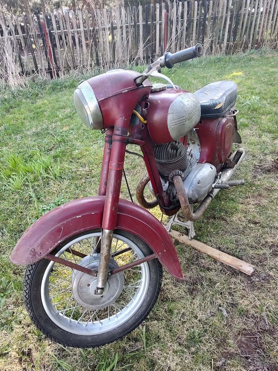 Jawa kývačka 353 - 5