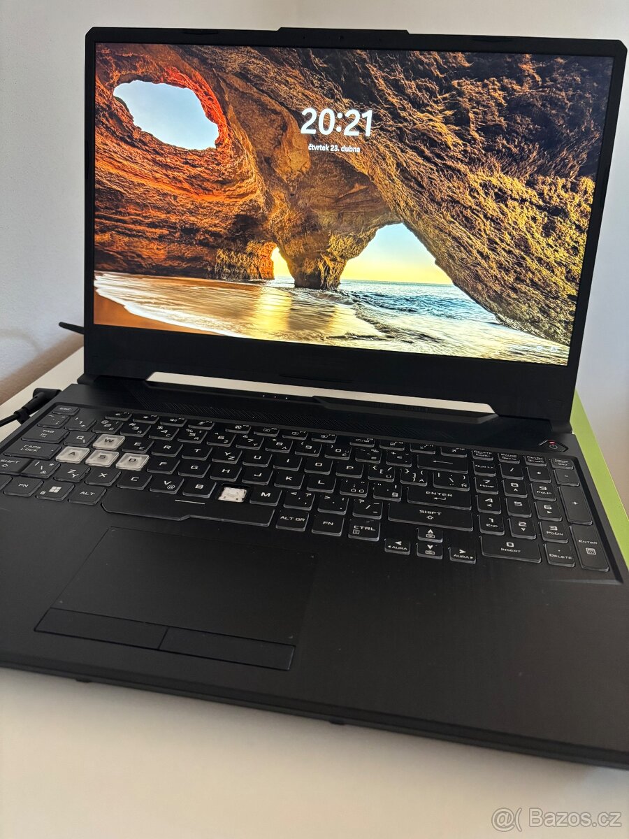 Prodám Herní notebook Asus Tuf A15 - 5