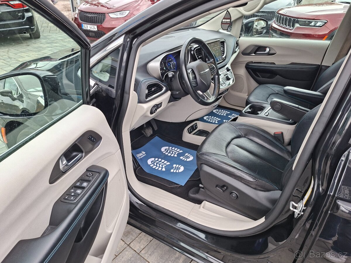 Chrysler Pacifica 3,6L V6, 7míst, bohatá výbava, nový model - 5