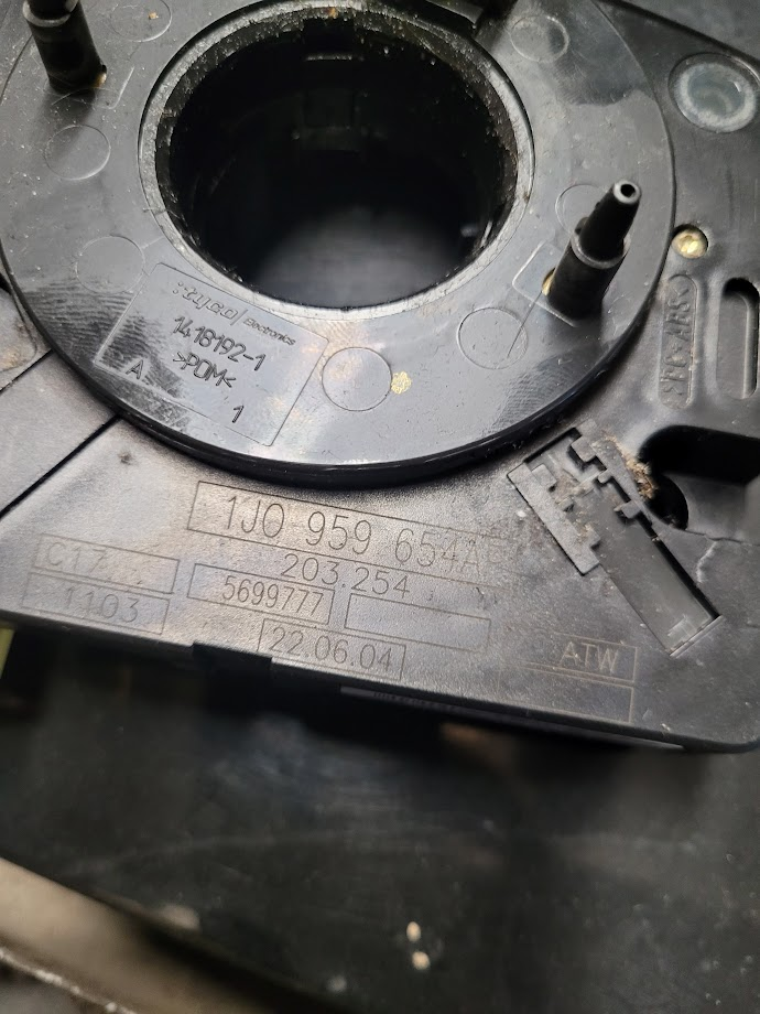 Kroužek airbagu s ESP 1J0 959 653 E - 5