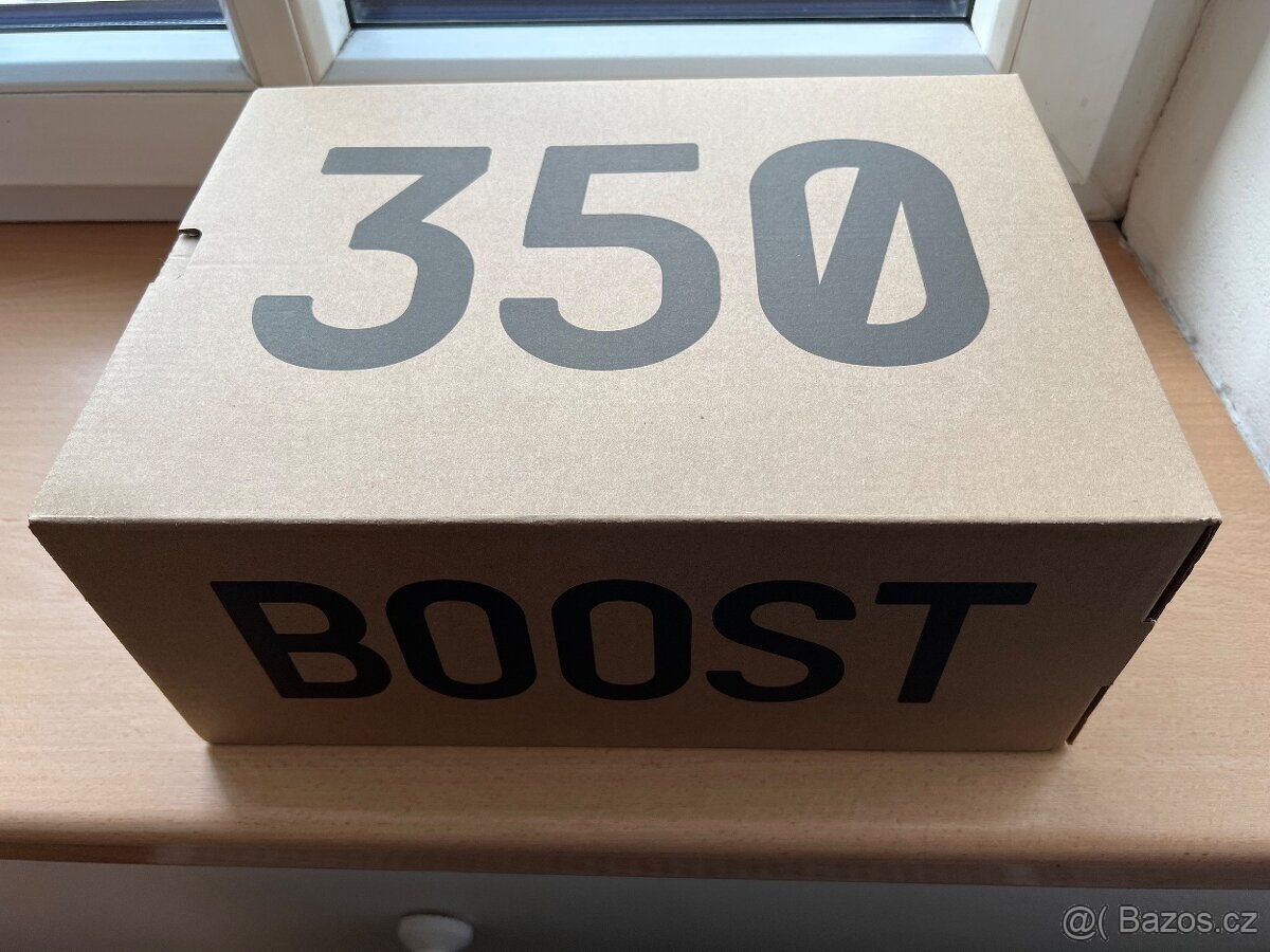 adidas Yeezy Boost 350 V2 - 5