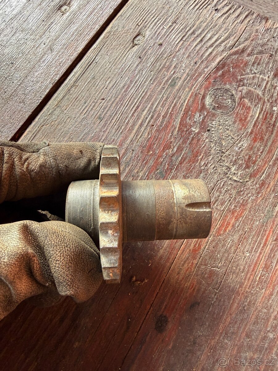 Čz 175 Prase - primární kolečko - 5