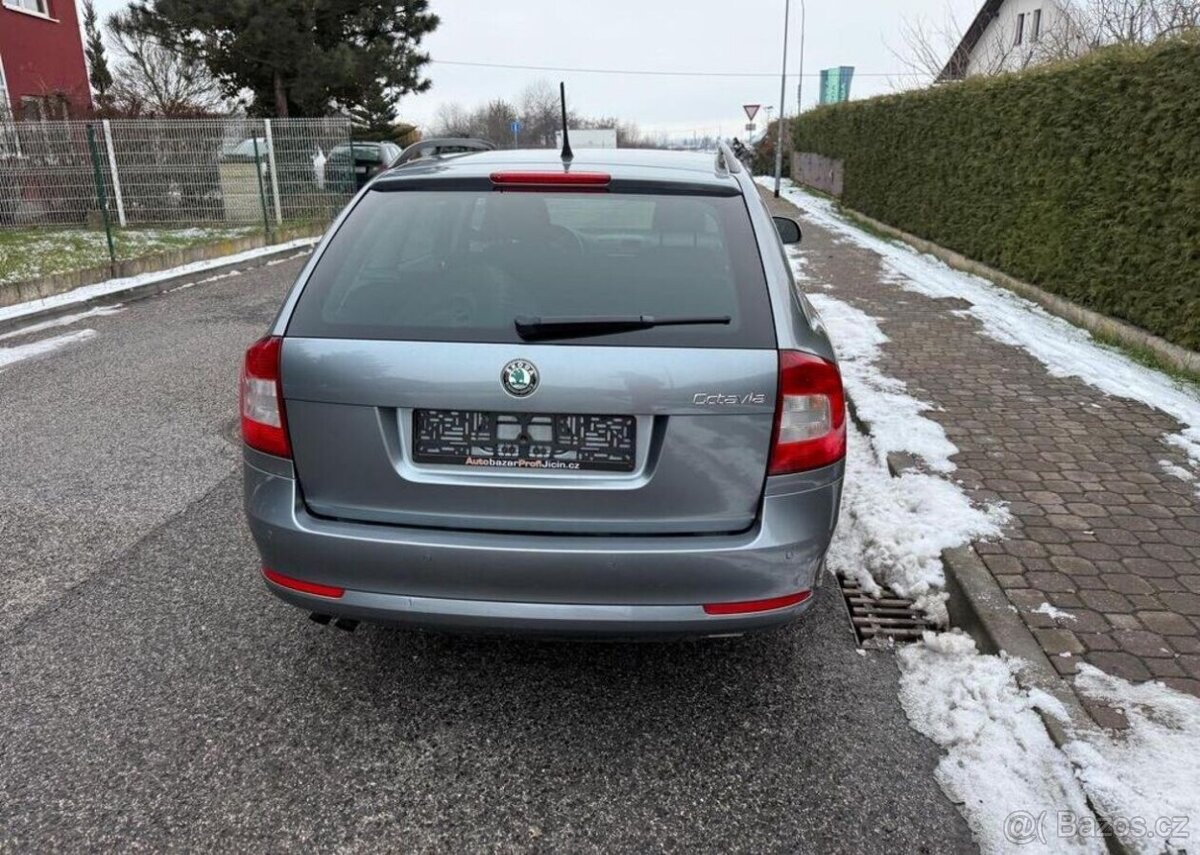 Škoda Octavia 1,4TSi/90kw ,serviska nová STK benzín - 5