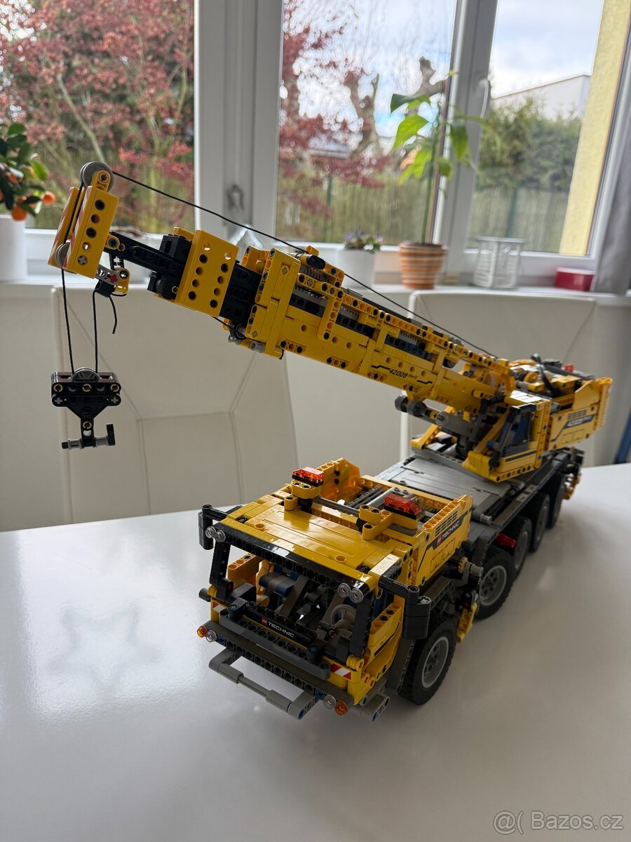 Lego Technic 42009 Mobilní jeřáb MK II model 2v1 - 5