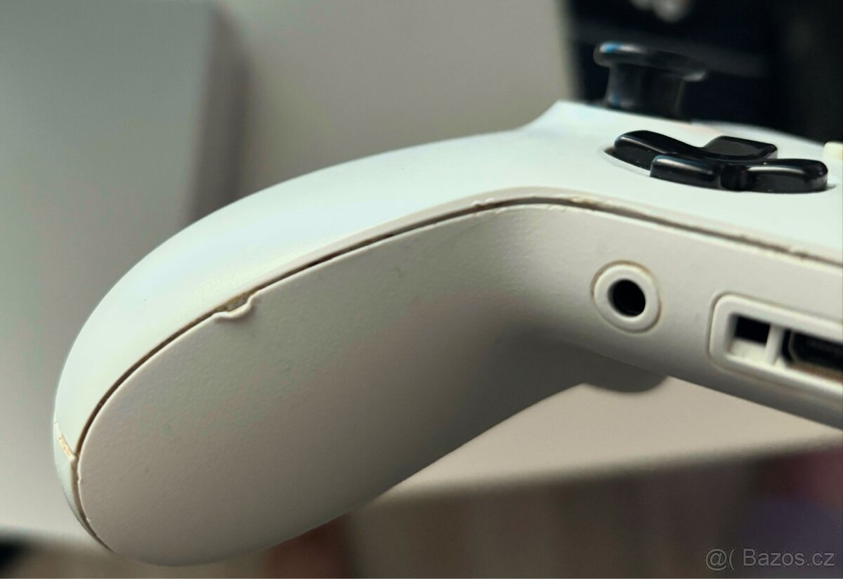 Xbox One S All Digital (bez mechaniky) - 5