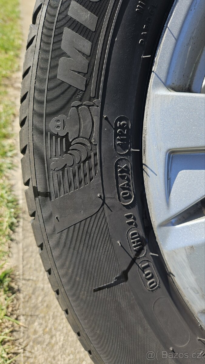 Michelin Primacy 4+ 235/55 R17 103W - 5