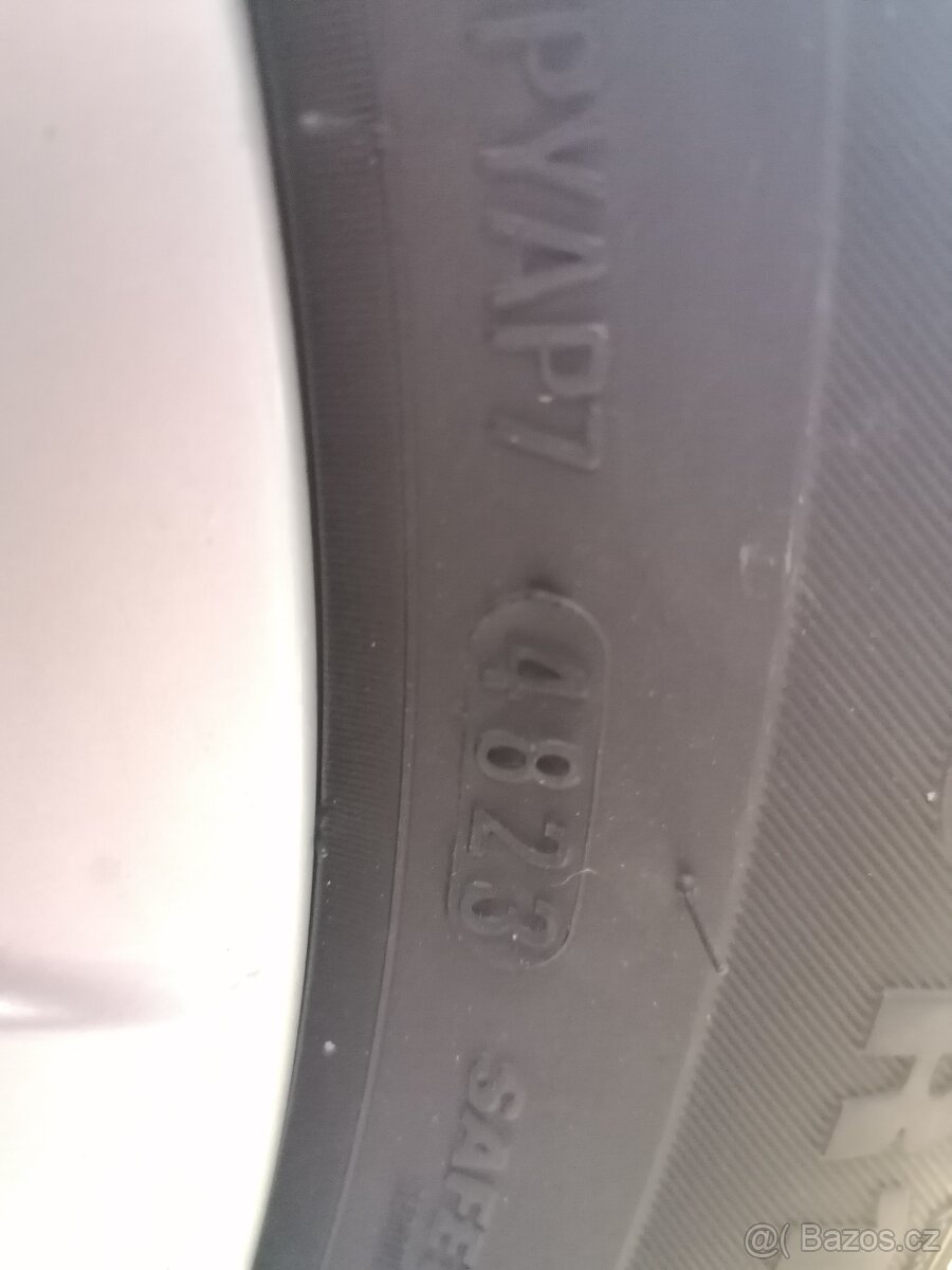 Kumho 205/60 R16 - 5