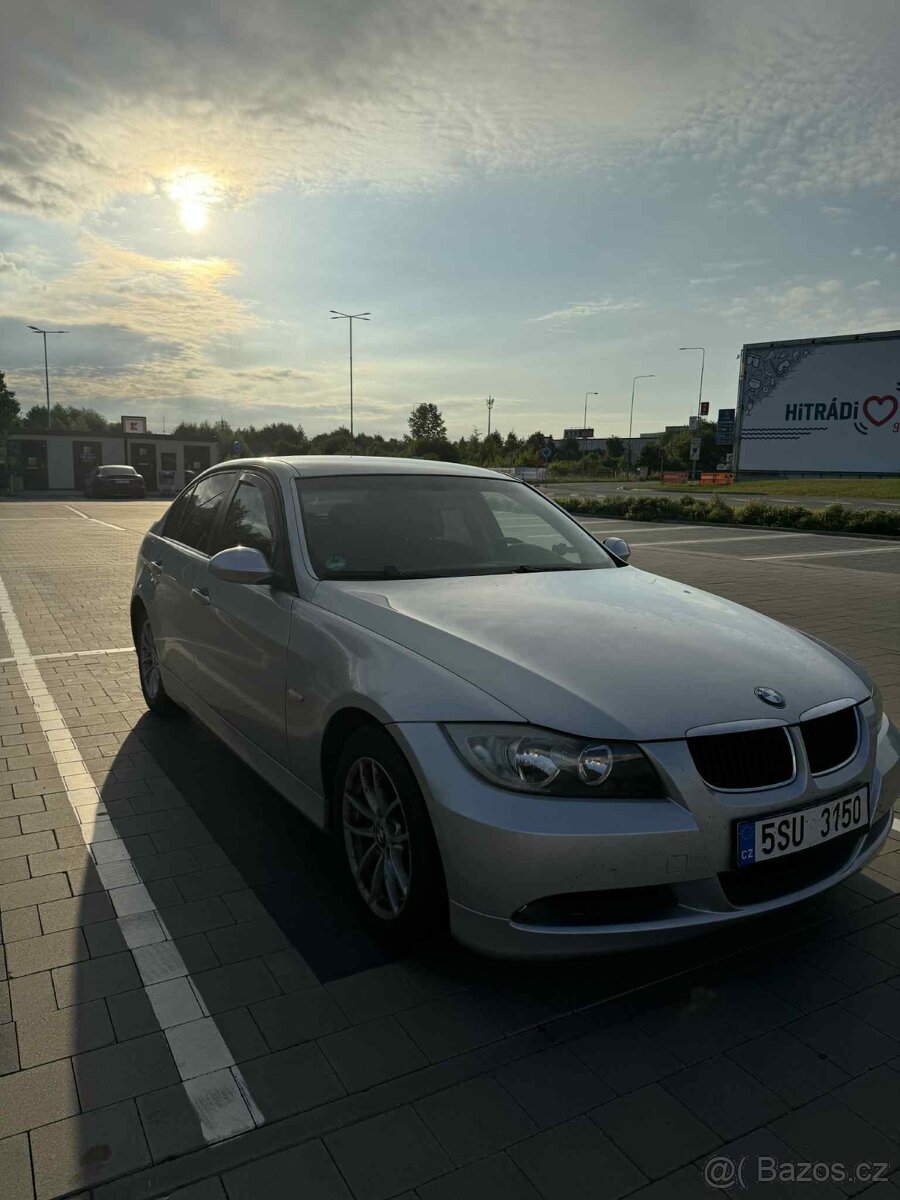 BMW 320i - E90 - 5