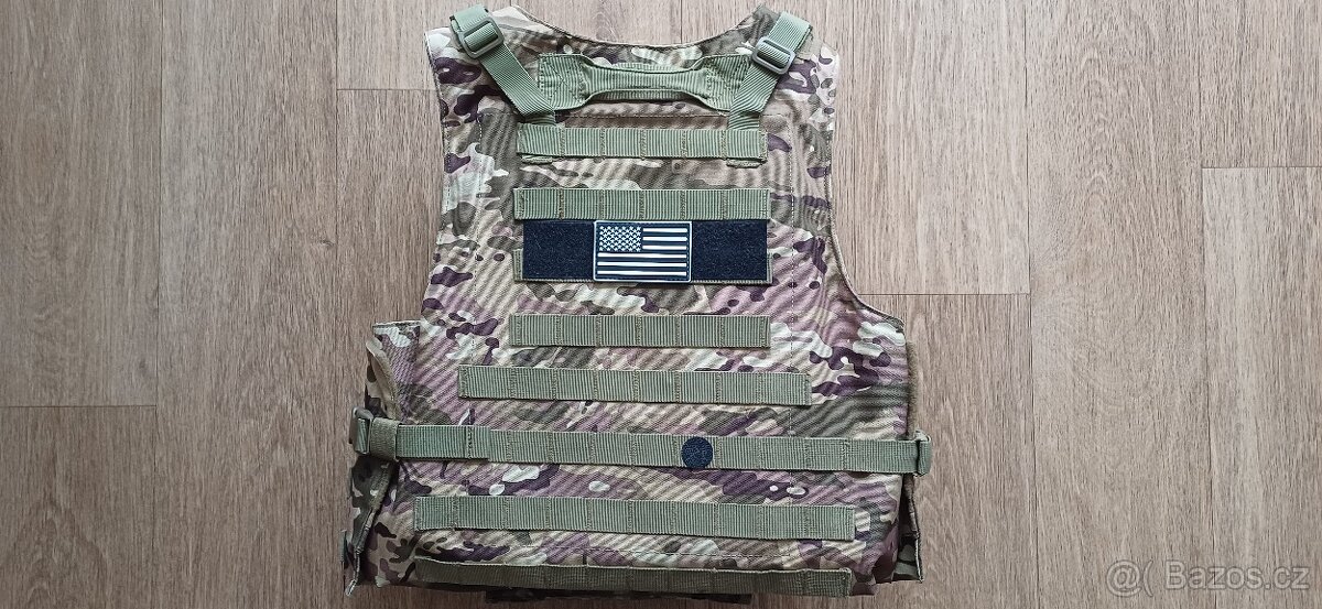 Airsoft Delta Armory s výbavou - 5