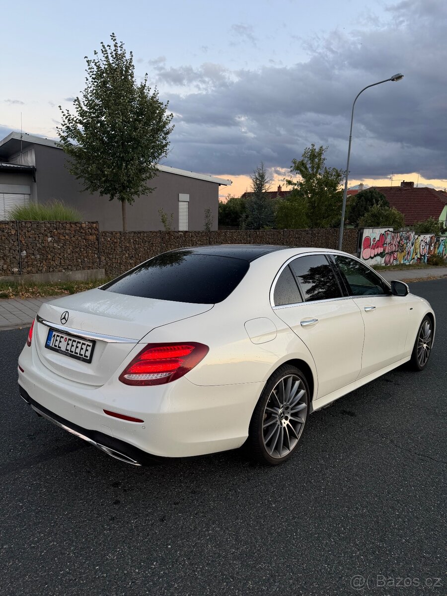 Mercedes-Benz E200 W213 - 5