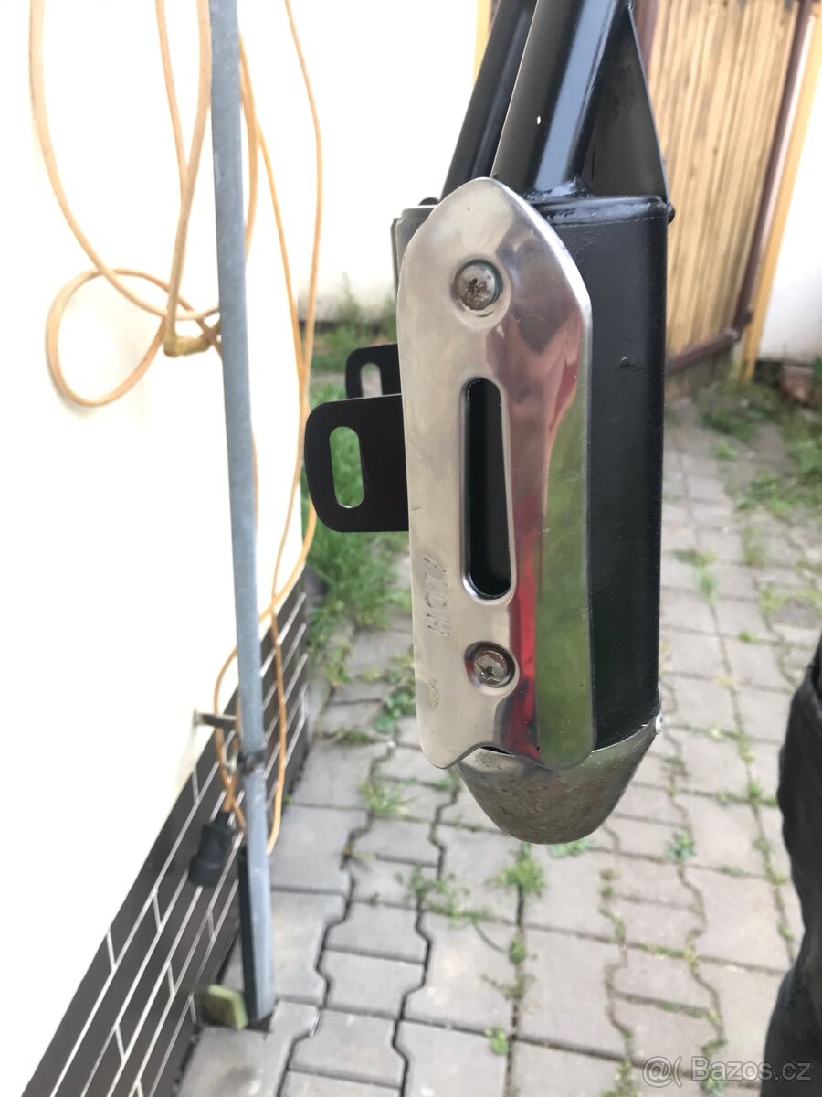 Výfuk pro čtyřkolku hummer 125 cc
