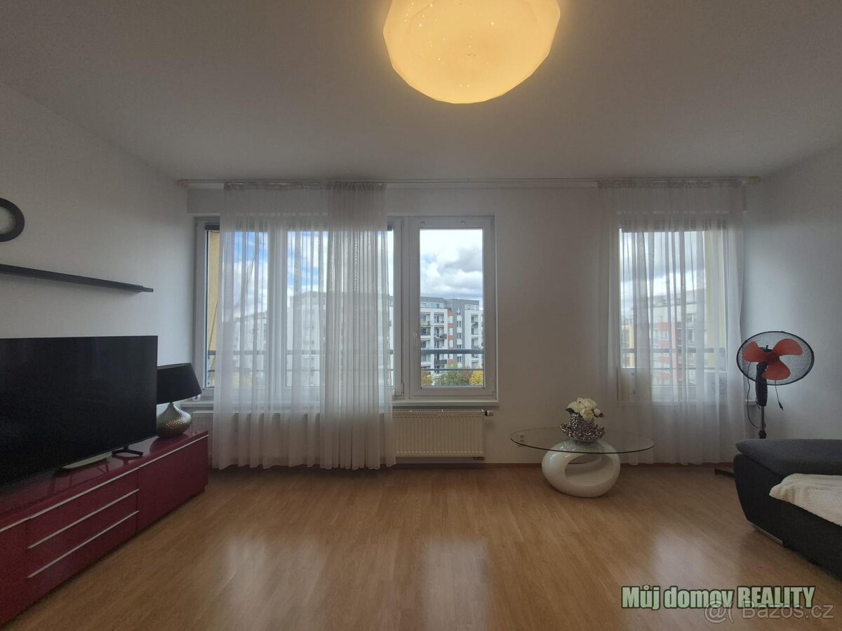 Pronájem bytu 2+kk, 50 m s balkonem Praha 5, Zličín. - 5