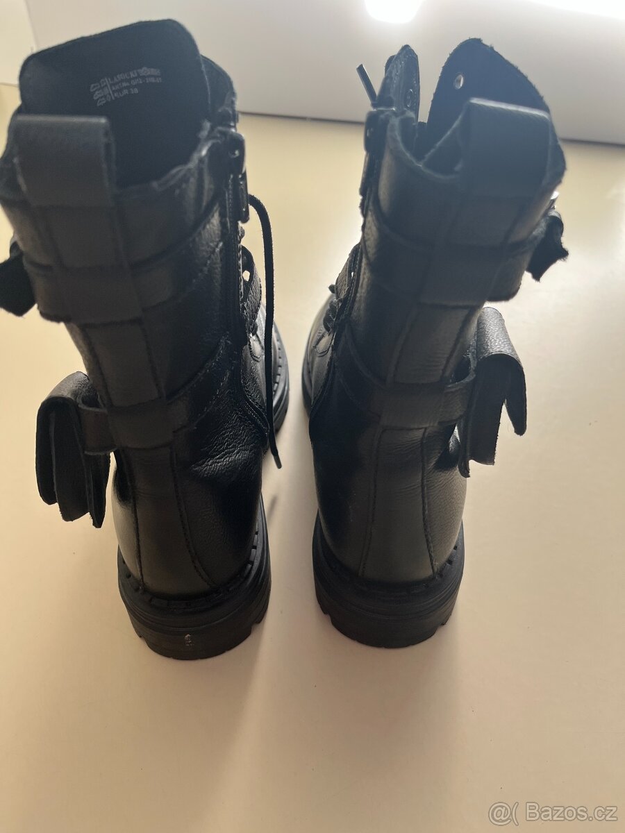 Prodám dámské vysoké, šněrovací, kožené boty vel. 38 - 5