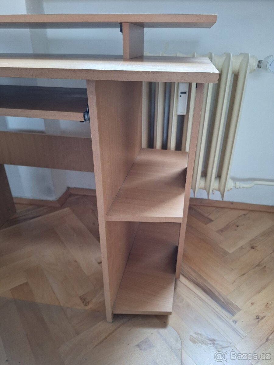 Pracovní počítačový stůl - 5