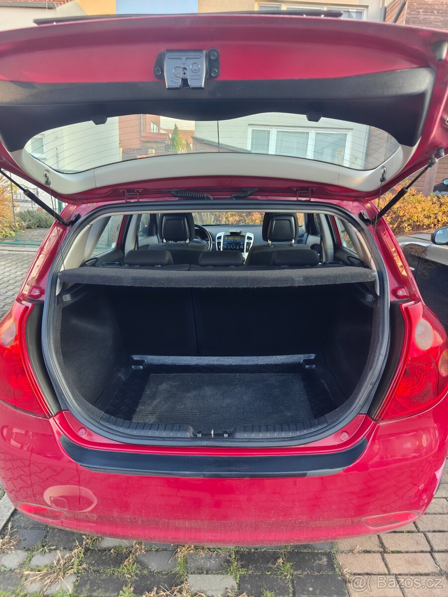 Kia Ceed 2007 1.6 benzín - 5