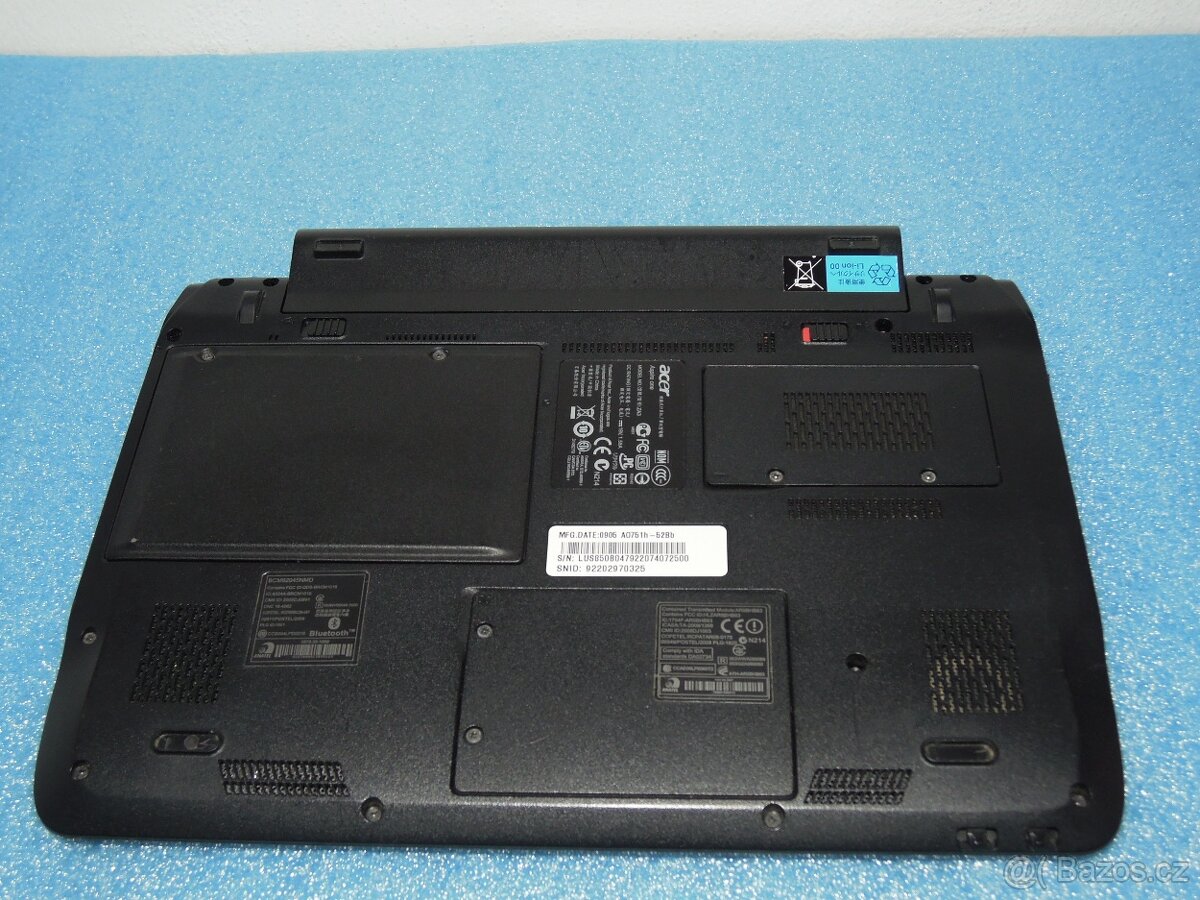 Acer Aspire One Atom 2GB 160GB Desktop PC - 5