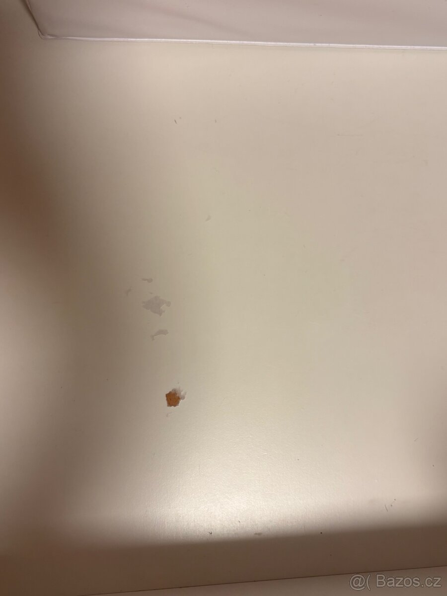 Přebalovací pult - 5