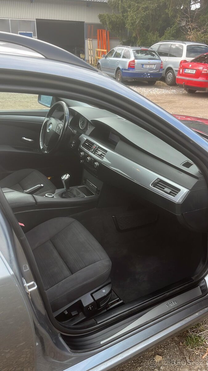 Prodam BMW 525iX E61 - 5