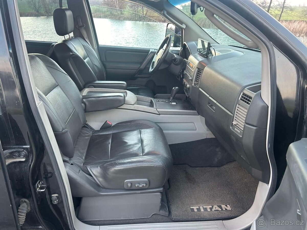 Nissan Titan 5,6 V8 King cabin, 119 xxx km