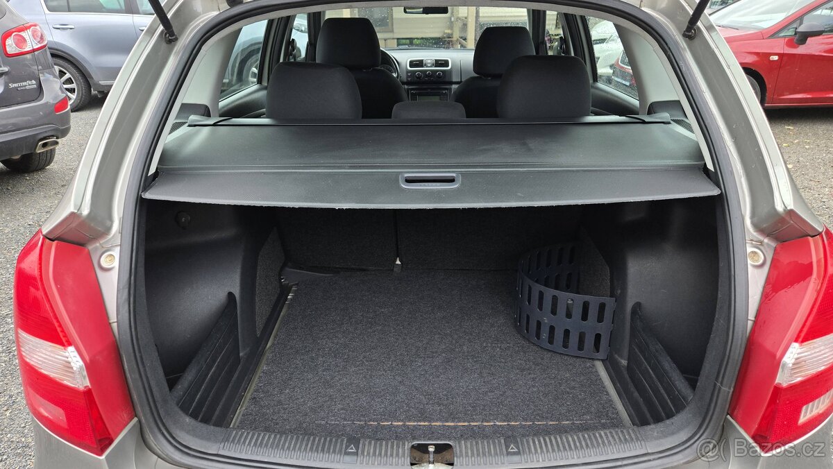 ŠKODA FABIA KOMBI 1.4 16V CLASSIC 1MAJITEL - 5