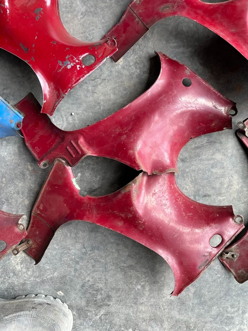 Predám podsedlové plechy JAWA 350/360 361 panelka - 5