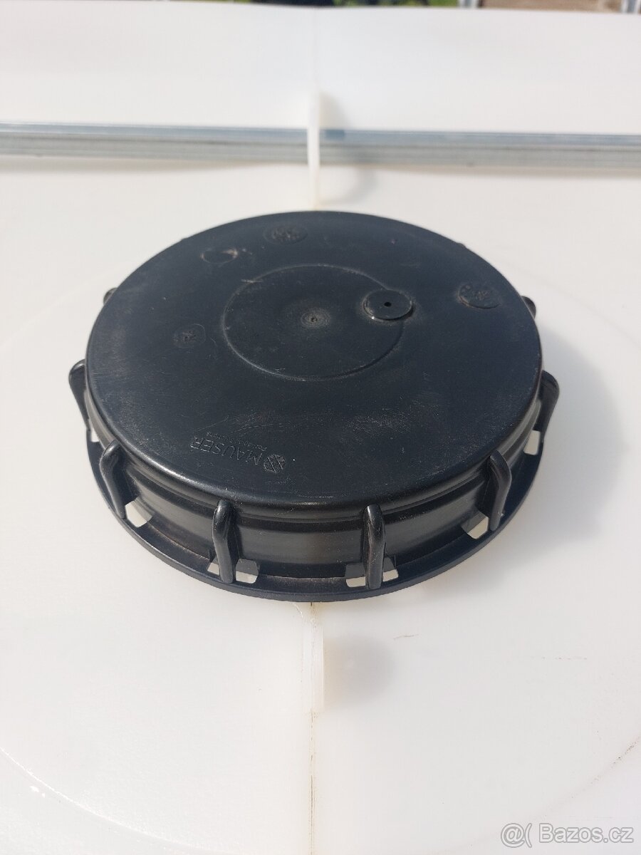 IBC kontejner 1000 litru na pitnou vodu, víno.... - 5