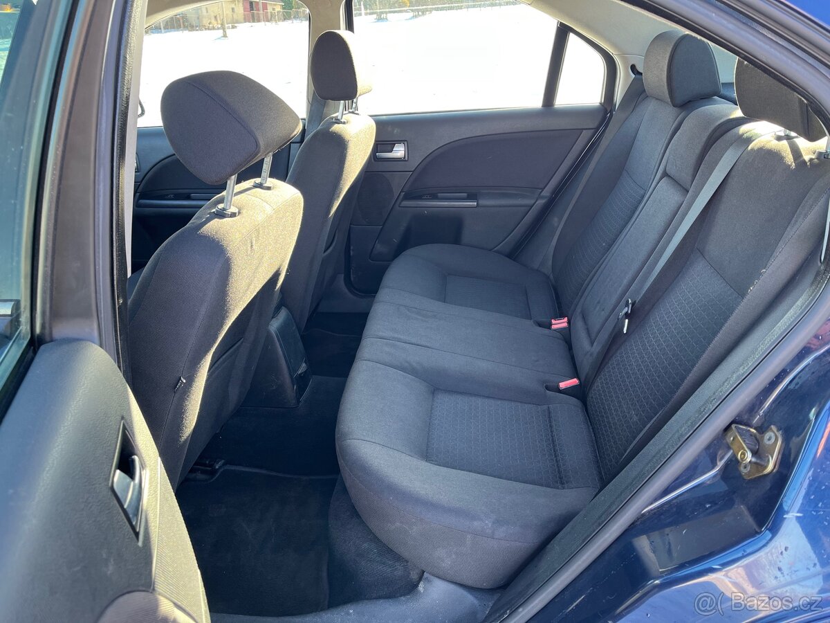 Ford Mondeo 2.0 benzín + LPG, 2003 rok - 5