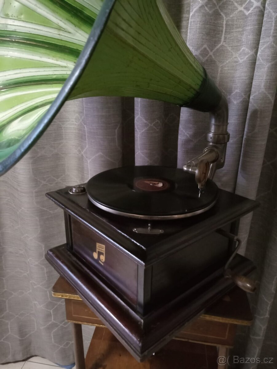 Gramofon s troubou - 5
