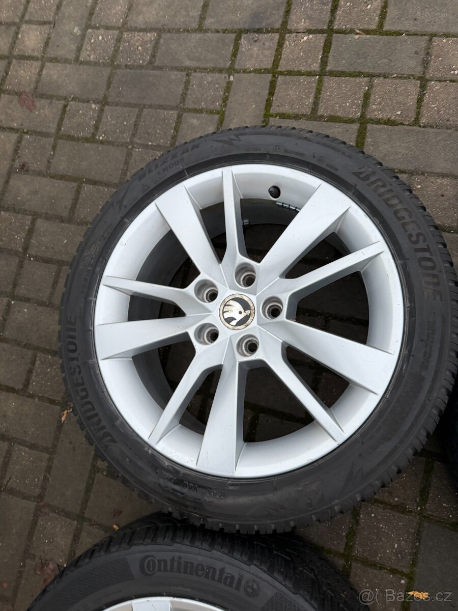 ORIGINÁL Alu Škoda Trius R17, 5x112 - ZIMNÍ PNEU - 5