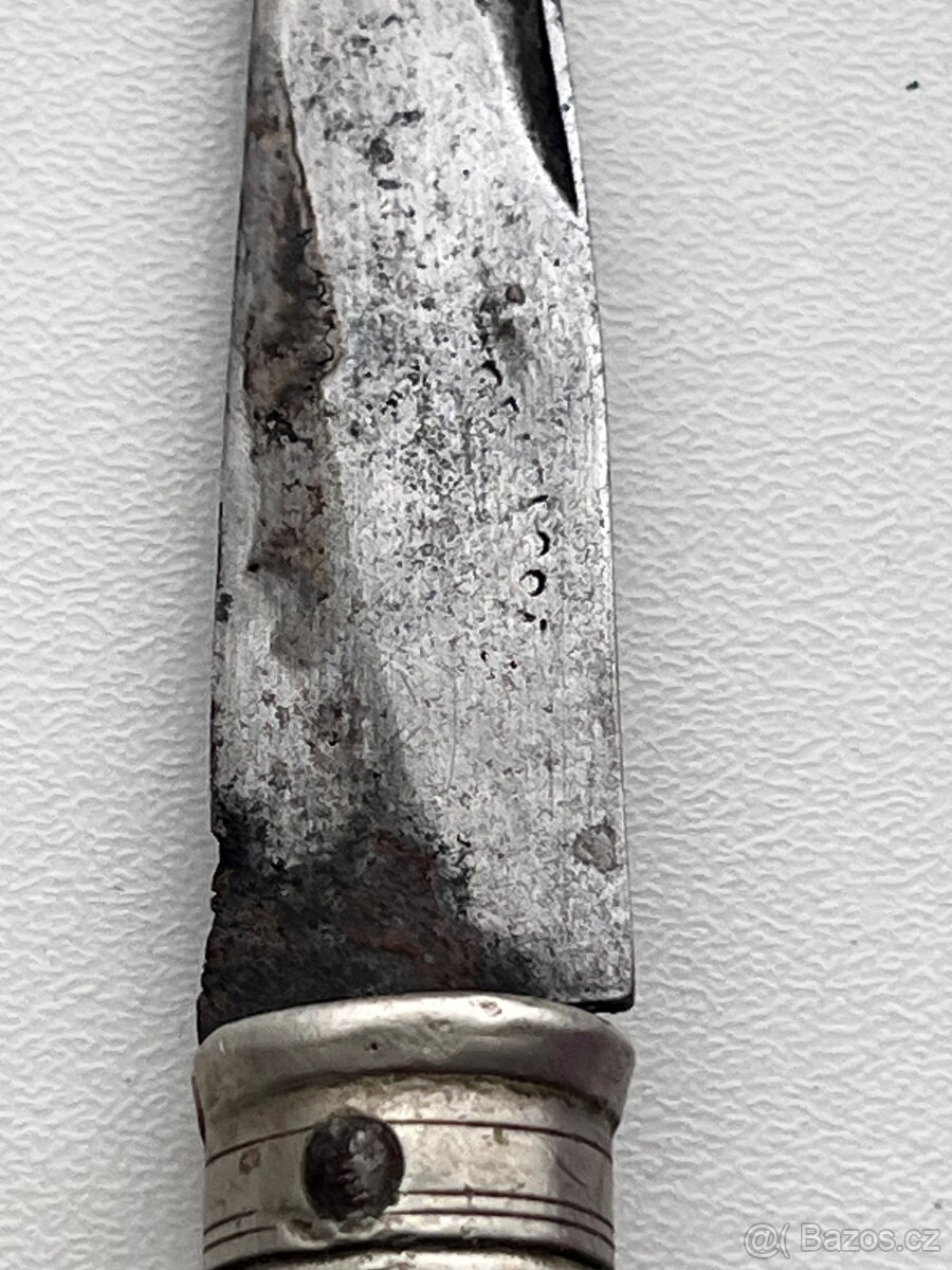 Staré nože s dřevěnou rukojetí – původní stav, 2 ks - 5