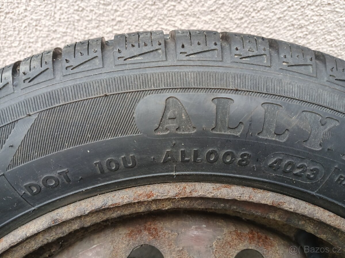 Celoroční pneu R 13 - 5