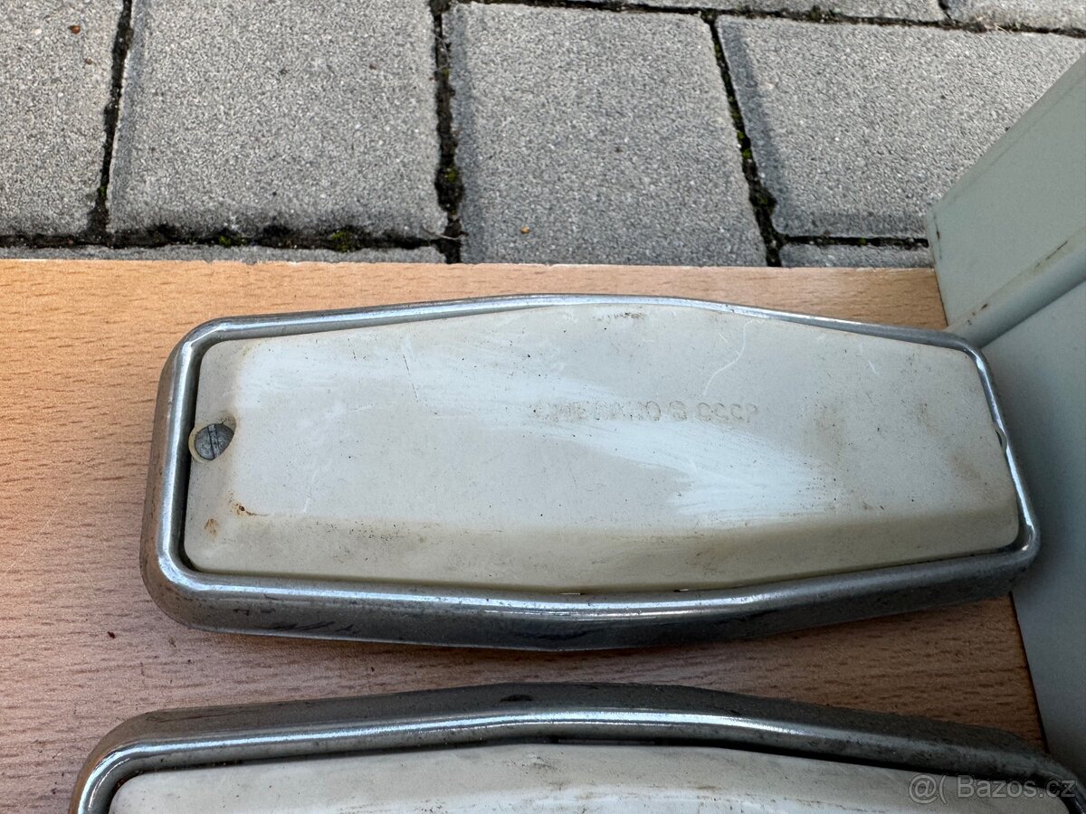 Volha Gaz 24, stropní světlo interiéru - 5