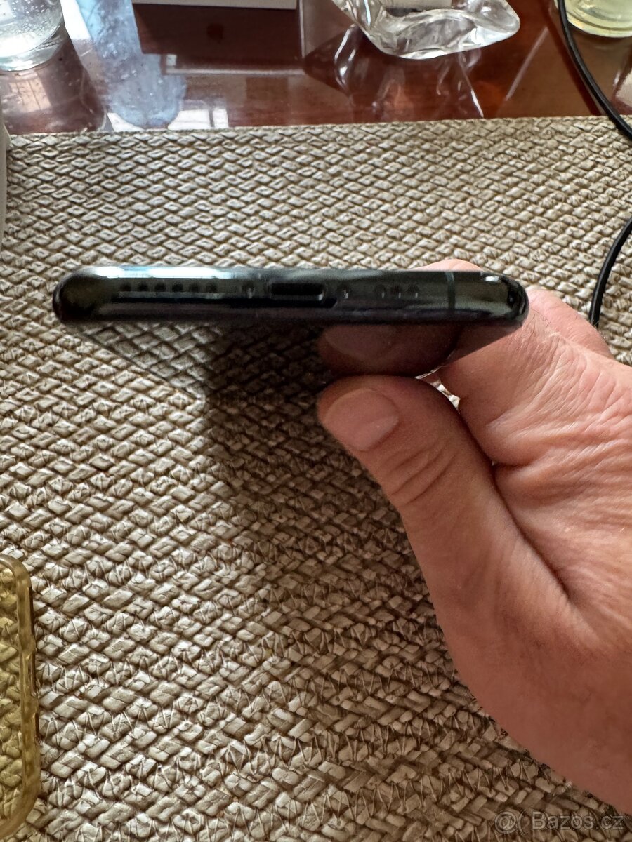 Prodám Apple IPhone 11PRO - 5