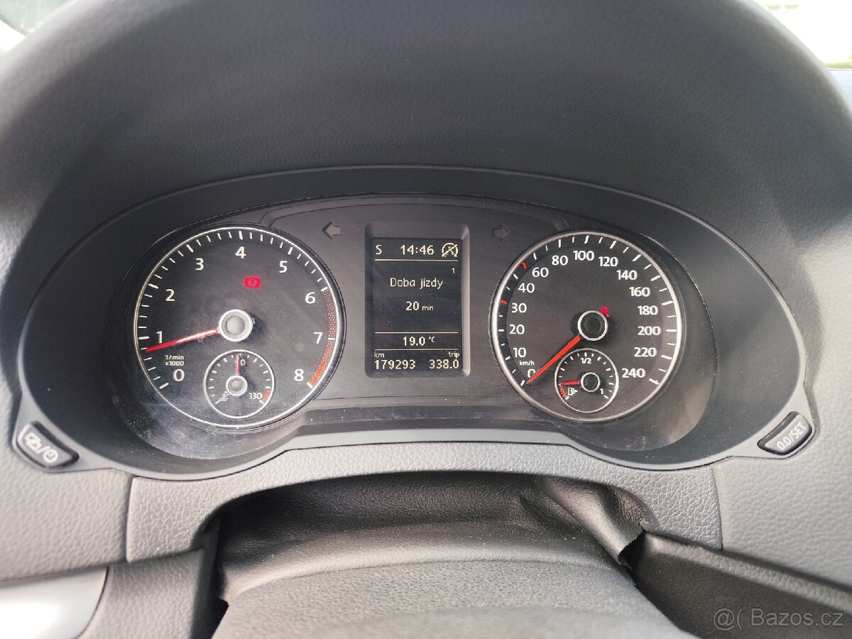 VW Sharan 1.4tsi ,velká výbava - 5