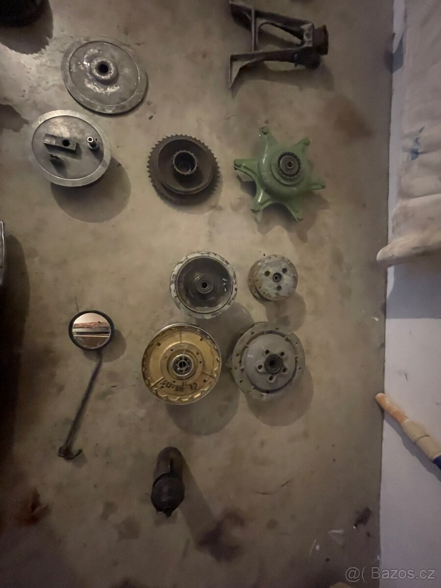 Mix dílů Jawa a Čz. Ceny dohodou - 5